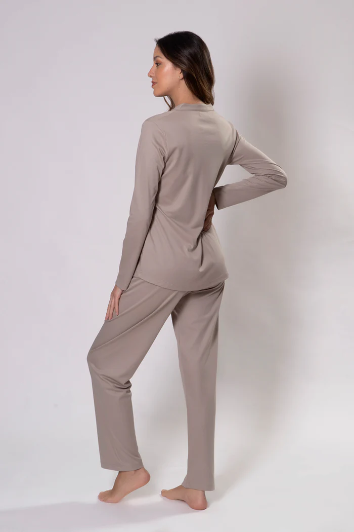 abbie-long-sleeve-set-taupe-IMG_0501.webp